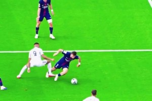 一人打断居巴连线！K77仅仅只是一个转身，就把姆总当场逮捕！