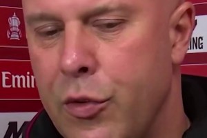 斯洛特：夏窗只是换了些球员，没有补强引援，所以伤病潮后问题多