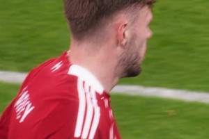 太帅了！利物浦：这是一个堪比进球的滑铲！