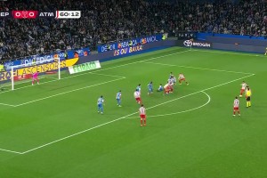 顶级脚法！格列兹曼任意球打入十分角，马竞1-0领先拉科鲁尼亚