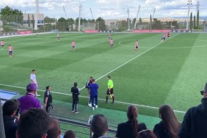 23年阿韦洛亚曾与托雷斯爆发冲突，后者扬言：我会打爆你的头！