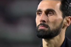 遭西乙保级队绝杀，无缘国王杯8强！赛后阿韦洛亚脸色铁青