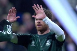 标志性的长传！阿隆索皇马球员时期混剪！他曾深爱着这里~