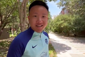 博主在23年采访了还在马竞梯队的李昊，当时还很羞涩呀~