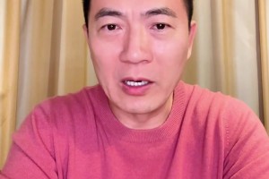 黄健翔：谁来承担大轮换踢不好的风险，主教练安东尼奥做到了！