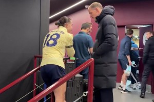 这下还有机会吗？此前赛后图赫尔和格拉利什聊天！