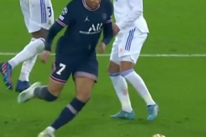 卡塞米罗：姆巴佩让我想起了C罗，上场就是危险得分利器！