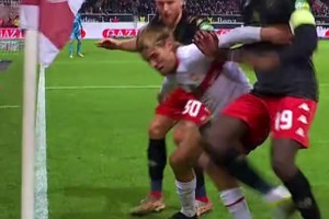 角棋区的诱惑！原声大碟来看角球区的肉搏！