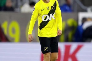 这不是我想要的人生！18岁小将荷甲首秀就退役