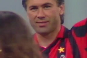 众星云集！安切洛蒂当年的告别赛！AC米兰vs巴西国家队！