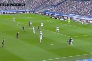 好后腰的影响力！看似游离的布斯克茨，为进球做出了重要的贡献！