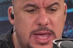 阿邦拉霍：阿森纳正在竭尽全力避免赢得冠军！