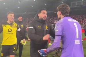 赢球了就是开心！阿德耶米和贝林厄姆上演全武行！