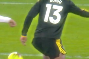 曼联：如此精妙的团队配合，就该用一记世界波来收尾！