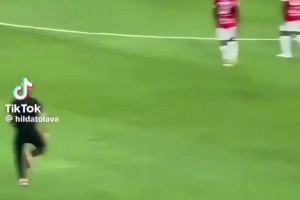 年薪千万是有原因的！梅西保镖这冲刺速度，直接看傻眼了...