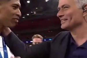 影响了一代人！贝林厄姆兄弟此前赛后和穆里尼奥友好致意！