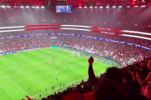 妙招！穆帅最后时刻指挥门将特鲁宾压上进攻！头球破门上演奇迹