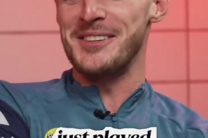 赖斯夸奖道曼：他前几天和我视频时还穿校服，兄弟你上周才踢英超