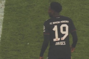 归来仍是世一左？阿芳用这一次极限解围，宣告了他的回归！