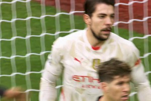 曼城球迷：至今还是忘不掉上上赛季末争冠关键战他扑出那一单刀球