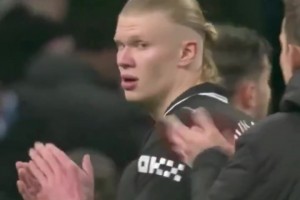 记者：哈兰德谢场说了句F*ck，不知是对自己不满意，还是责怪球队