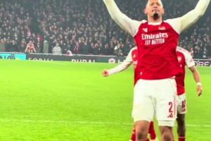 看到这么激情的萨利巴和凯帕，枪迷们怎能不泪流满面