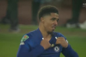 切尔西联赛杯半决赛遭阿森纳淘汰，福法纳泪流满面