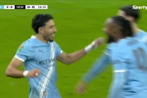 曼城再下一城！马尔穆什门前头球补射空门得手！