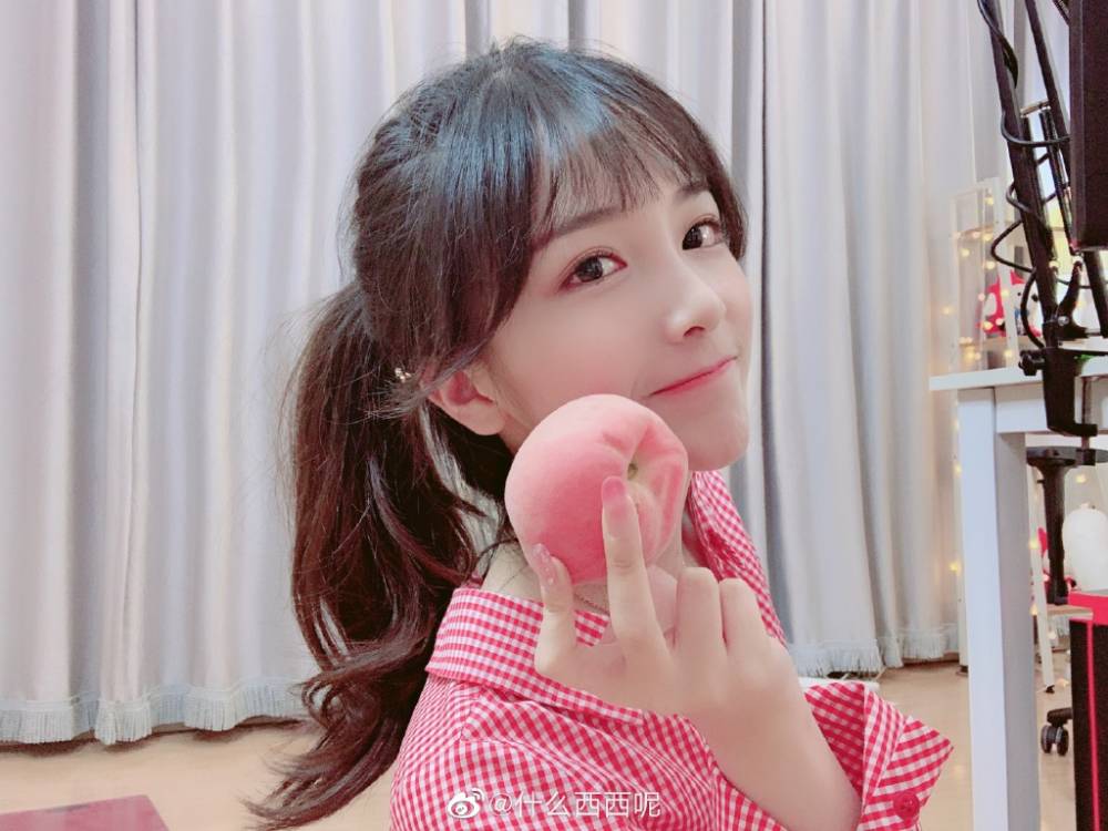 带你看遍lpl各队主场主持人jdg现场女主持西西