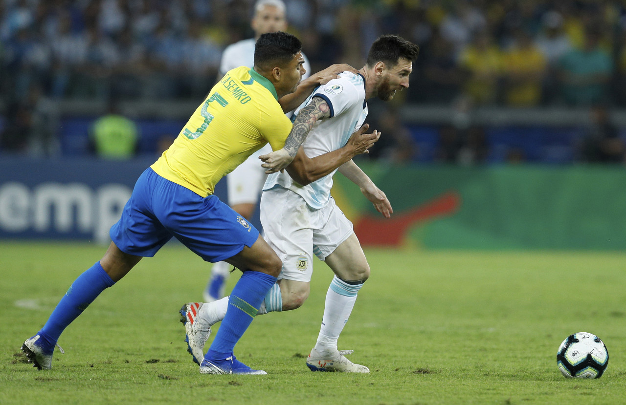 阿根廷锁定美洲杯A组前二，决赛之前不会碰到巴西