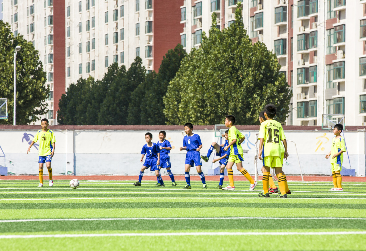 粤媒：足球成广州市中考体育热门项目 报考人数比去年增加4万人