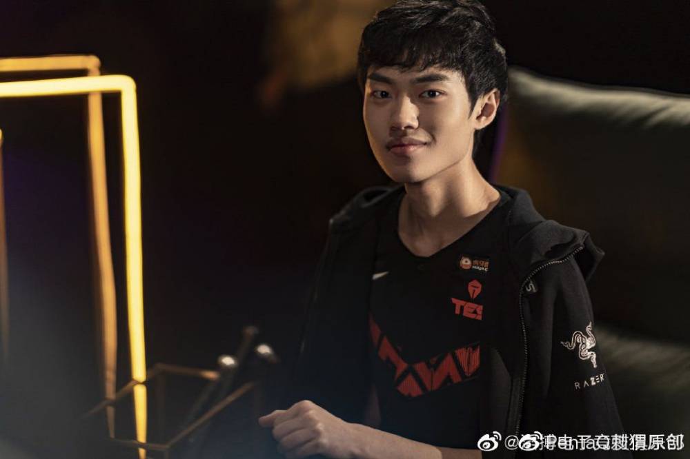 s10探营tes选手篇之knightphotic知而无畏搏至无憾