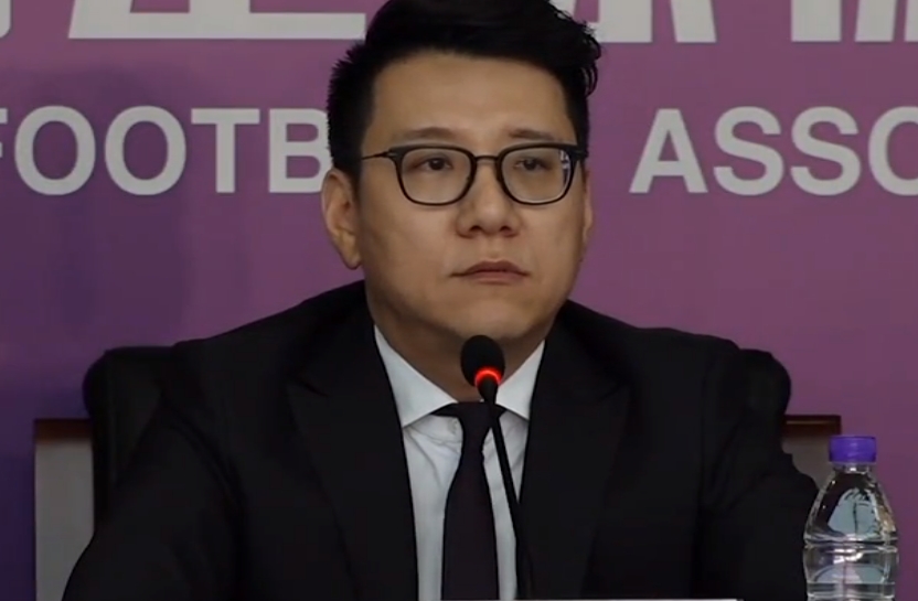 媒体人：刘奕有多重身份，他要全交代那中国足球大山头可能全没了