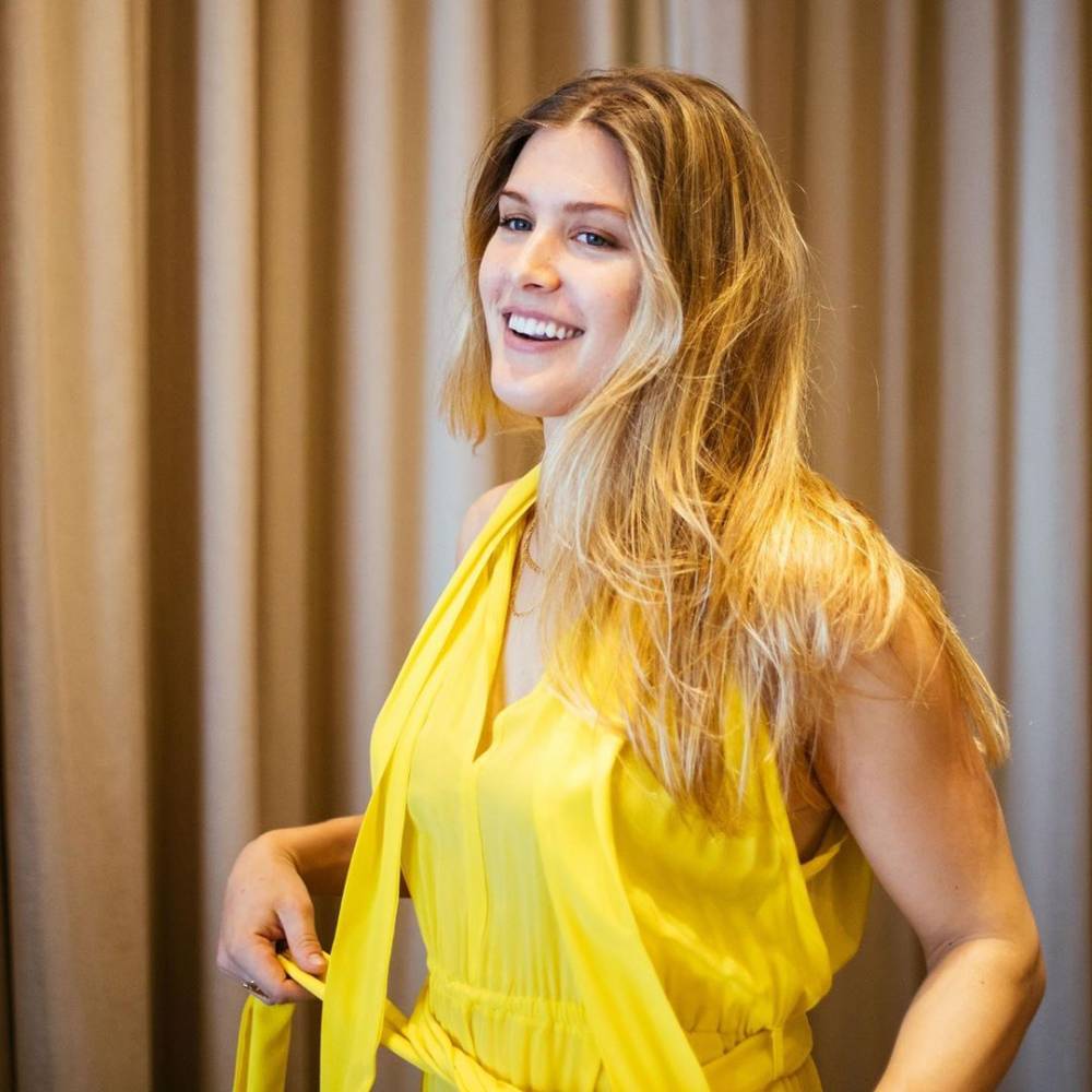 网坛美女布沙尔拍卖约会机会最终85000美元成交