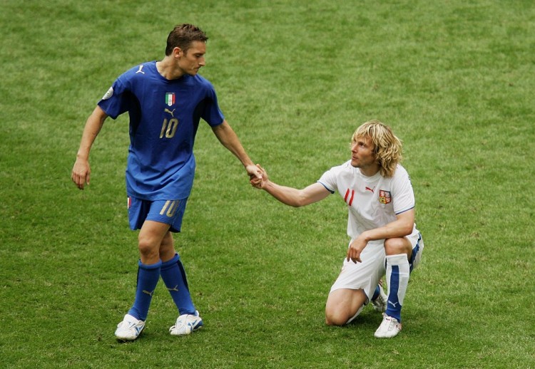 2006年世界杯，意大利2-0捷克，报了10年前负于对手的一箭之仇