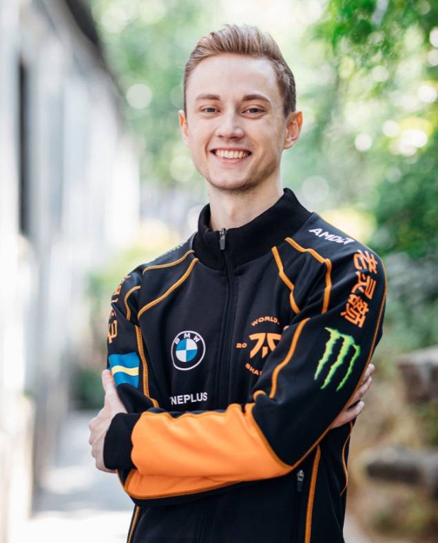 lol官推还有两小时欧成vs阿水