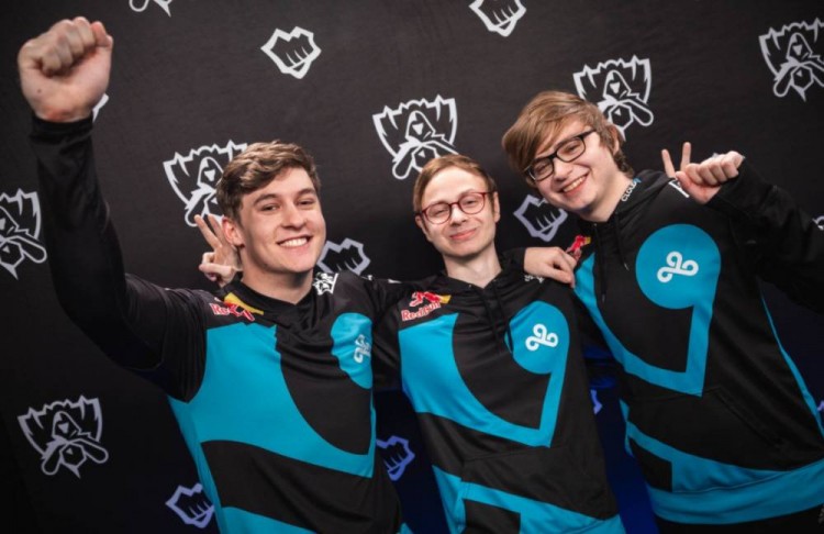 c9再度告别上单老将licorice并发文一个时代的终结