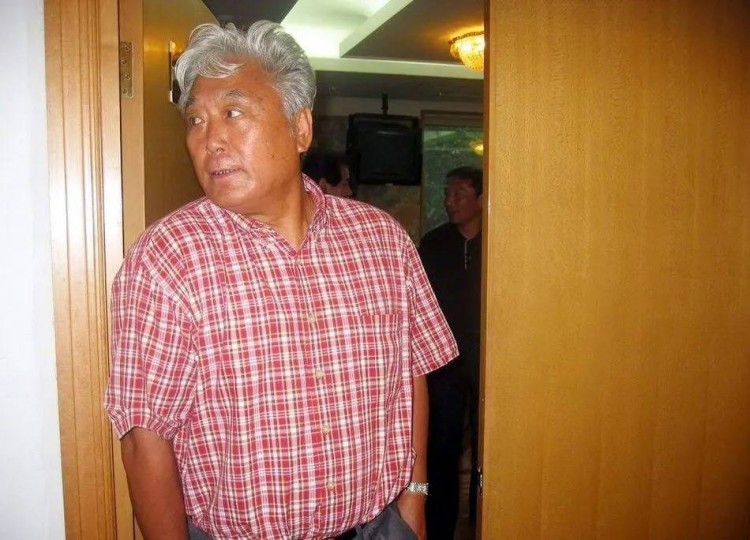 届国家队,一个县,四名国脚,这是梅州足球最后的辉煌,加上麦超,吴群立