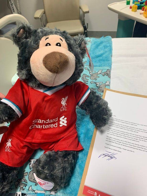 克洛普为5岁患病小球迷送祝福：利物浦大家庭将与你同在