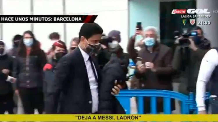 科贝：纳赛尔抵达巴塞罗那时，巴萨球迷对他喊“离梅西远点”
