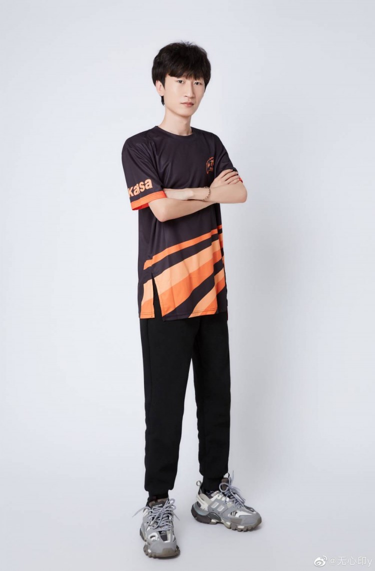 ksg教练发长文晒otto定妆照希望大家支持一个老将的梦想