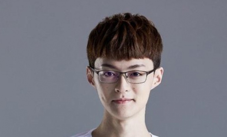 关键先生fofo季后赛首秀告捷卢锡安伤害爆炸carry全场