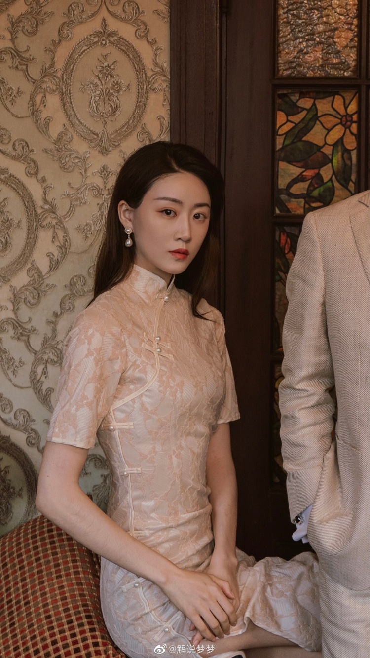 kpl解说梦梦晒照我可太爱旗袍了07