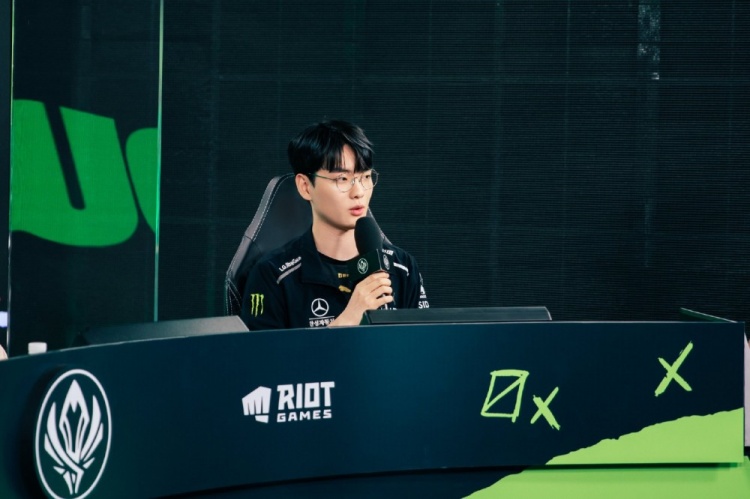 你是以为哥不会解说吗rascal做客韩文流直播间