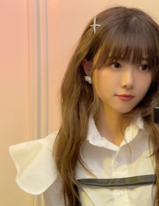 lpl主持骆歆晒照今天是迪士尼在逃公主