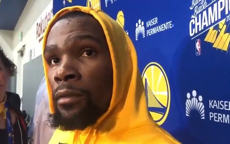 美媒转发kd经典采访我是凯文杜兰特你们知道我是谁