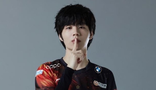 fpx老板chunli透露辅助选手刘青松或需住院其身体仍然感到不适