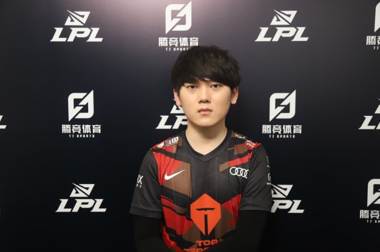 直播吧专访tesjackeylove对手想杀我就杀呗反正队友能收