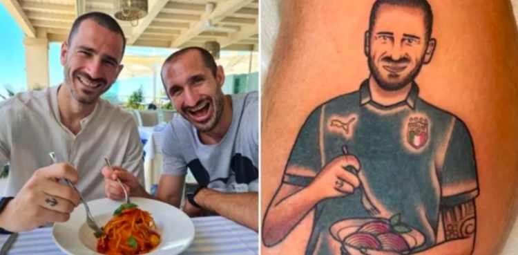 意大利球迷将博努奇吃面照做成纹身