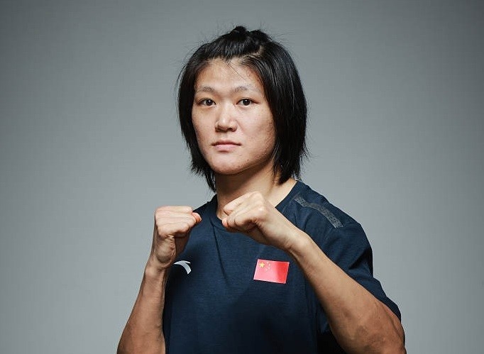 拳击女子重量级6469公斤16进8中国选手谷红轻松晋级